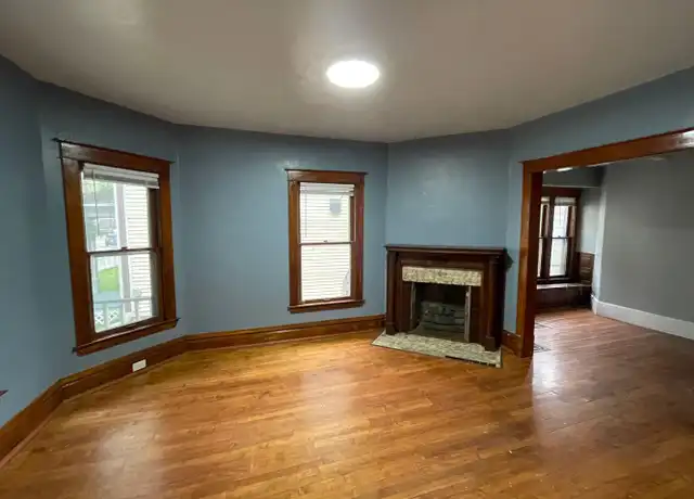 Property at 720 Oak St #1, Kalamazoo, MI, 49007, 2 beds, 1 bath, [object Object]