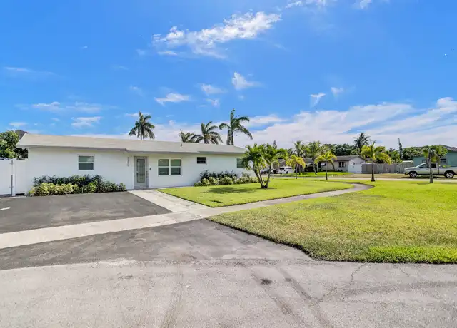 Property at 1210 SW 10th Ter, Deerfield Beach, FL, 33441, 4 beds, 2 baths, [object Object]