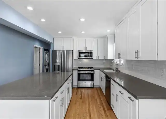 Property at 435 Longfellow Ave, Hermosa Beach, CA, 90254, 3 beds, 2 baths, [object Object]