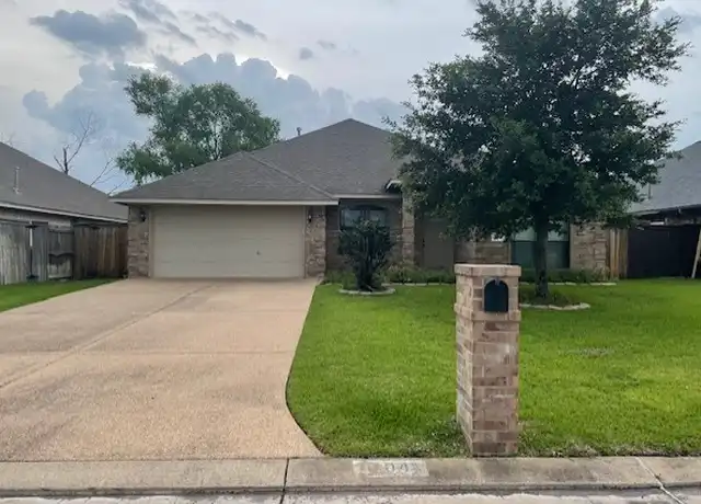 Property at 904 Barchetta Dr, College Station, TX, 77845, 5 beds, 3 baths, [object Object]