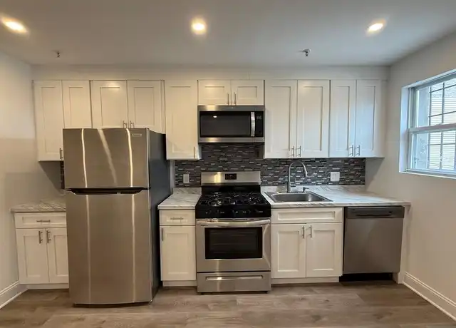 Property at 4915 Bergenline Ave Unit 2C, West New York, NJ, 07093, 3 beds, 1 bath, [object Object]