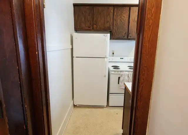 Property at 238 Broadway St, Eau Claire, WI, 54703, 3 beds, 1 bath, [object Object]