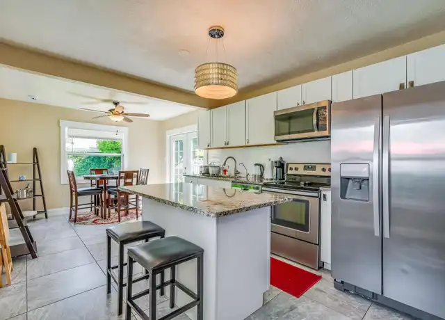 Property at 733 Green St, West Palm Beach, FL, 33405, 2 beds, 1 bath, [object Object]