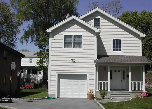 Property at 15 Haynes Ave, Dobbs Ferry, NY, 10522, 4 beds, 2.5 baths, [object Object]