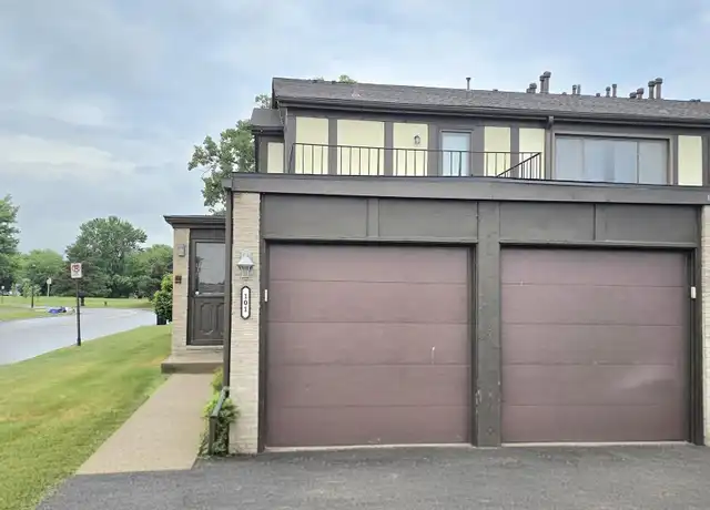 Property at 101 Country Club Dr, St Clair Shores, MI, 48082, 2 beds, 2 baths, [object Object]