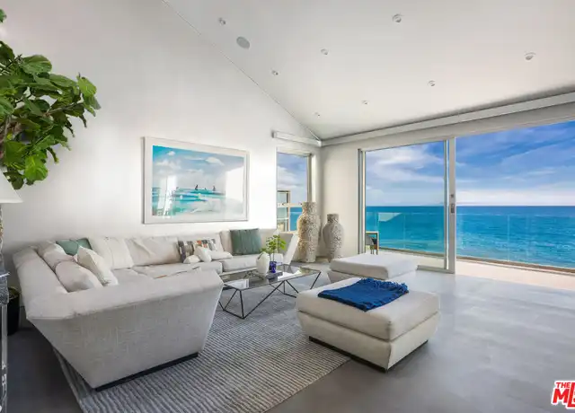 Property at 19640 Pacific Coast Hwy, Malibu, CA, 90265, 4 beds, 4.5 baths, [object Object]