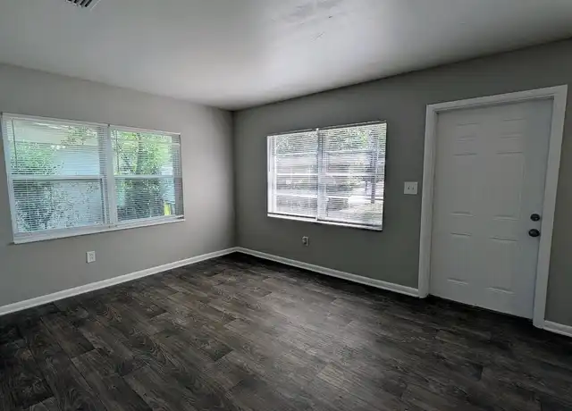 Property at 10218 N 23rd St, Tampa, FL, 33612, 4 beds, 1 bath, [object Object]