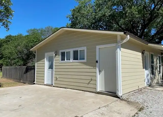 Property at 1549 Ranger Hwy, Weatherford, TX, 76086, 1 bed, 1 bath, [object Object]