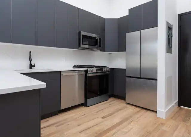 Property at 10 Commerce St Unit 3R, Norwalk, CT, 06850, 1 bed, 1 bath, [object Object]