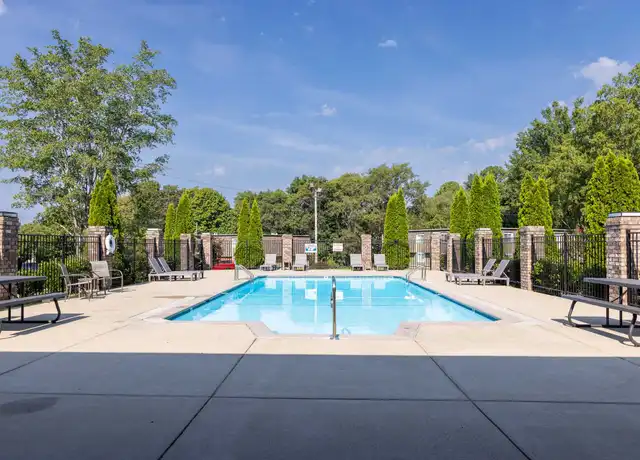 Property at 311 Hawkins Rd Unit G-2, Clarksville, TN, 37040, 3 beds, 1.5 baths, [object Object]