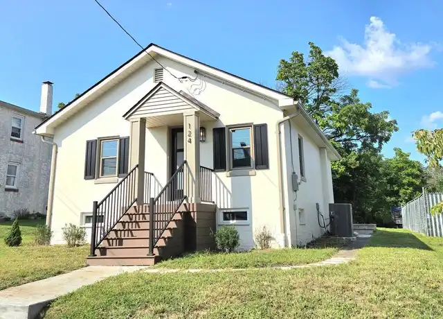 Property at 124 Elm St, Pottstown, PA, 19464, 3 beds, 2 baths, [object Object]