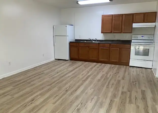 Property at 903 Russ Lake Dr Unit 201, Panama City, FL, 32404, 1 bed, 1 bath, [object Object]