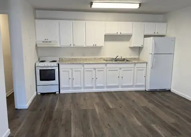 Property at 903 Russ Lake Dr Unit 201, Panama City, FL, 32404, 1 bed, 1 bath, [object Object]