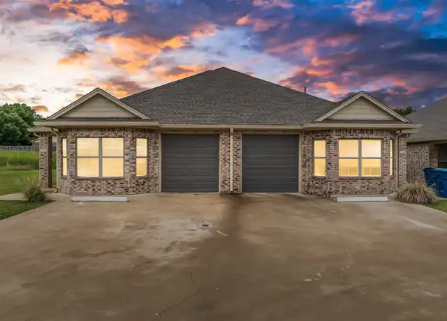 Property at 525 E Spring Valley Rd Unit 1103, Hewitt, TX, 76643, 3 beds, 2 baths, [object Object]
