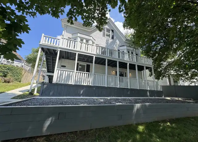 Property at 190 Common St Unit 2, Quincy, MA, 02169, 3 beds, 1 bath, [object Object]