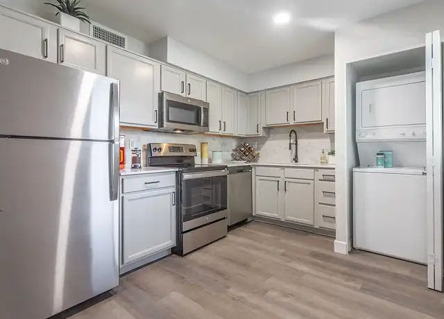 Property at Solaire on Scottsdale - 801 E McKellips Rd, Tempe, AZ, 85288, 2 beds, 1 bath, [object Object]