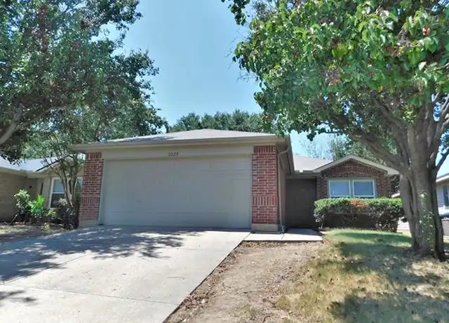Property at 2229 Northway, Denton, TX, 76207, 3 beds, 2 baths, [object Object]