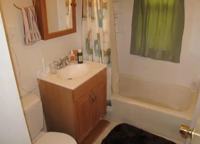 Property at 442 Main St, Medford, MA, 02155, 2 beds, 1 bath, [object Object]