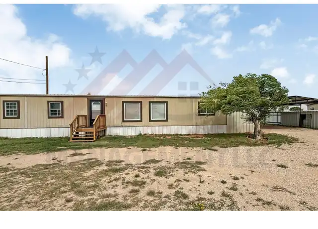 Property at 7508 N Dal Paso St, Hobbs, NM, 88242, 3 beds, 2 baths, [object Object]