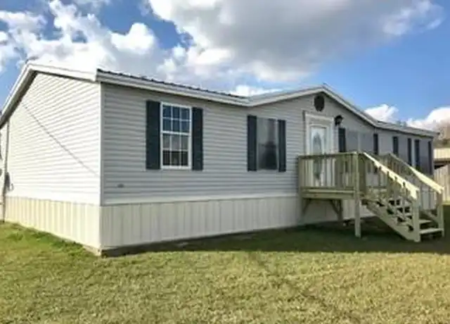 Property at 446 Chemin Metairie Rd, Youngsville, LA, 70592, 4 beds, 2 baths, [object Object]