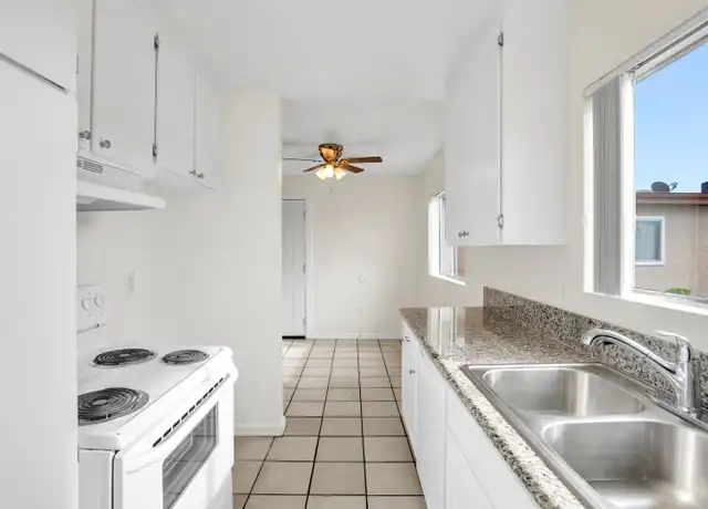 Property at 25236 Park Ave Unit E-02, Loma Linda, CA, 92354, 3 beds, 1.5 baths, [object Object]