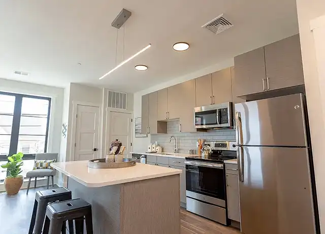 Property at Walnut Street Commons - 555 W Walnut St, Allentown, PA, 18101, 0 beds, 1 bath, [object Object]