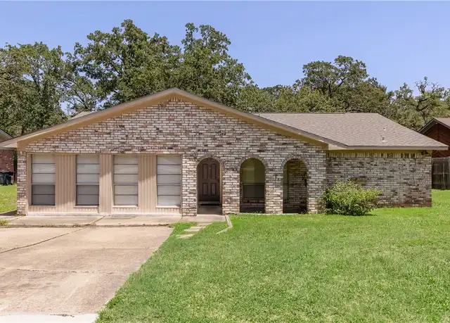 Property at 1115 Berkeley St, College Station, TX, 77840, 4 beds, 2 baths, [object Object]