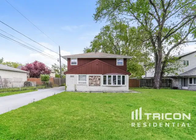 Property at 5009 Elm Circle Dr, Oak Lawn, IL, 60453, 3 beds, 2 baths, [object Object]