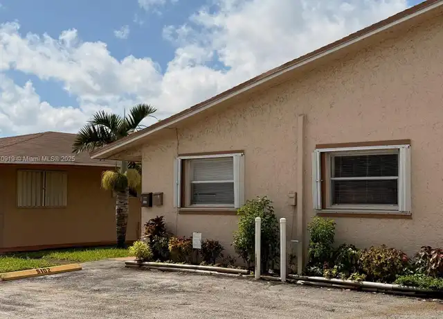 Property at 5304 NW 22nd St Unit 5304, Lauderhill, FL, 33313, 2 beds, 1 bath, [object Object]