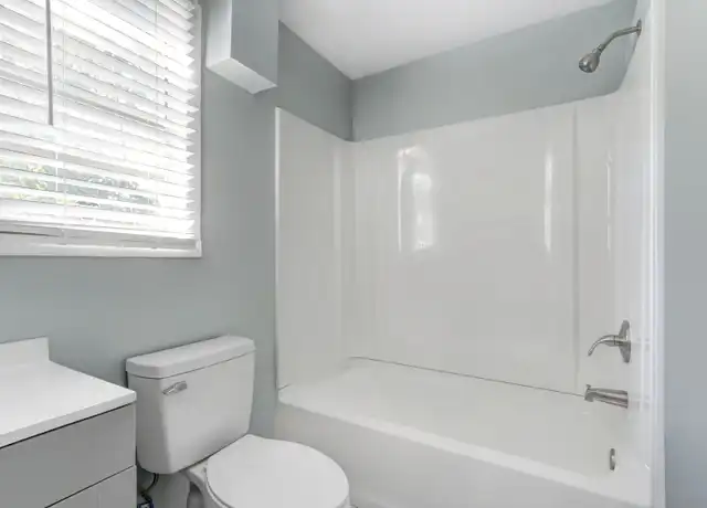 Property at 1215 Atlantic Ave, Savannah, GA, 31401, 1 bed, 1 bath, [object Object]