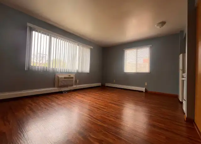 Property at 1576 N Warren Ave Unit 313, Milwaukee, WI, 53202, 0 beds, 1 bath, [object Object]