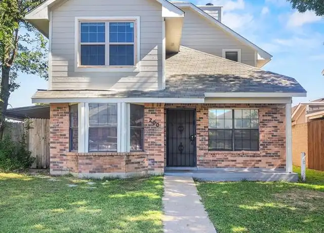 Property at 200 Callender Dr, Fort Worth, TX, 76108, 3 beds, 2.5 baths, [object Object]