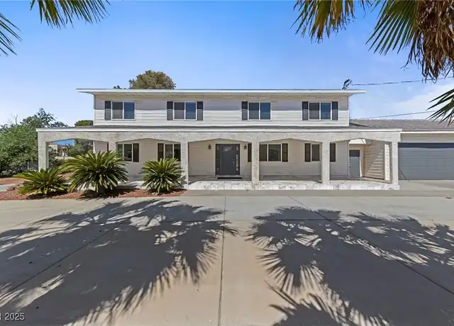 Property at 144 E Robindale Rd, Las Vegas, NV, 89123, 5 beds, 4 baths, [object Object]