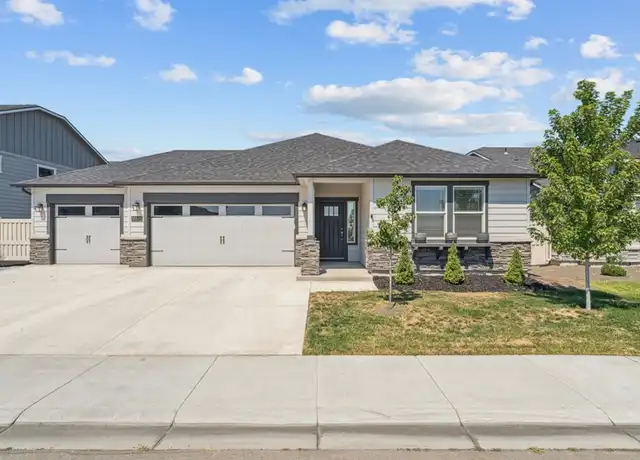 Property at 10646 W Thimbleberry Ct, Star, ID, 83669, 4 beds, 2 baths, [object Object]