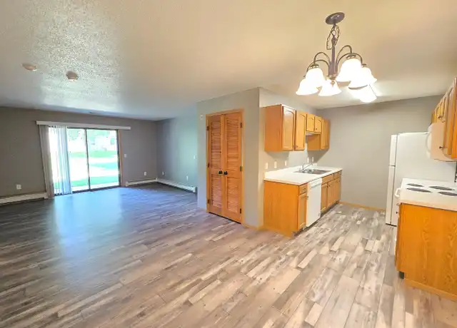 Property at 4821 E 41st St Unit 107, Sioux Falls, SD, 57110, 2 beds, 2 baths, [object Object]