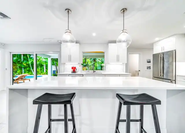 Property at 6 NE 19th St, Delray Beach, FL, 33444, 3 beds, 2.5 baths, [object Object]