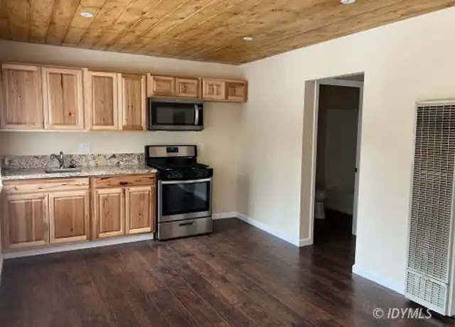 Property at 25840 California 243 Unit 24, Idyllwild-Pine Cove, CA, 92549, 1 bed, 1 bath, [object Object]