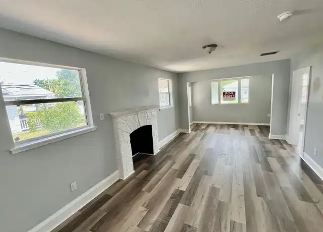 Property at 1014 W 10th St, Lakeland, FL, 33805, 3 beds, 1 bath, [object Object]