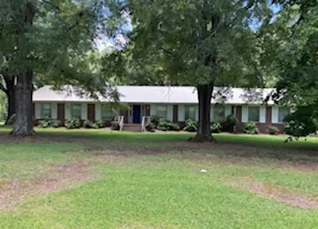 Property at 576 Great Falls Hwy, Chester, SC, 29706, 3 beds, 2 baths, [object Object]