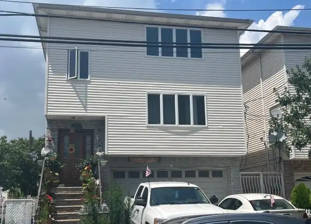 Property at 33-35 George St, Newark, NJ, 07105, 3 beds, 2 baths, [object Object]