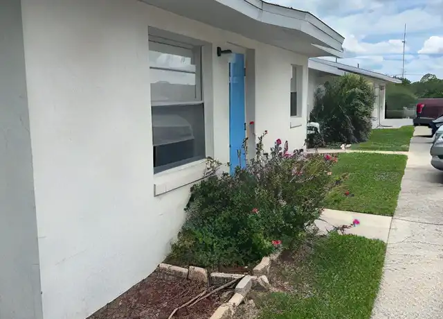 Property at 13 S 3rd St Unit 13, Haines City, FL, 33844, 2 beds, 1 bath, [object Object]