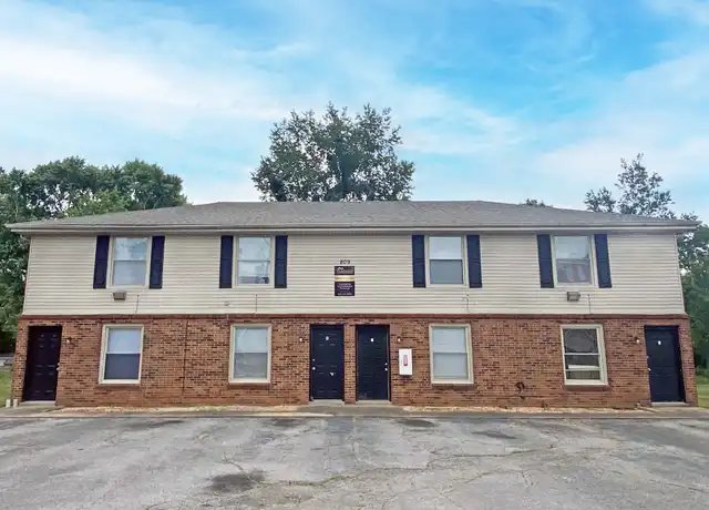 Property at 809 Golf View Pl Unit B, Clarksville, TN, 37043, 2 beds, 1.5 baths, [object Object]