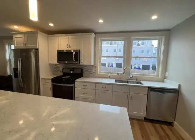 Property at 39 Snow St, Brighton, MA, 02135, 4 beds, 2 baths, [object Object]