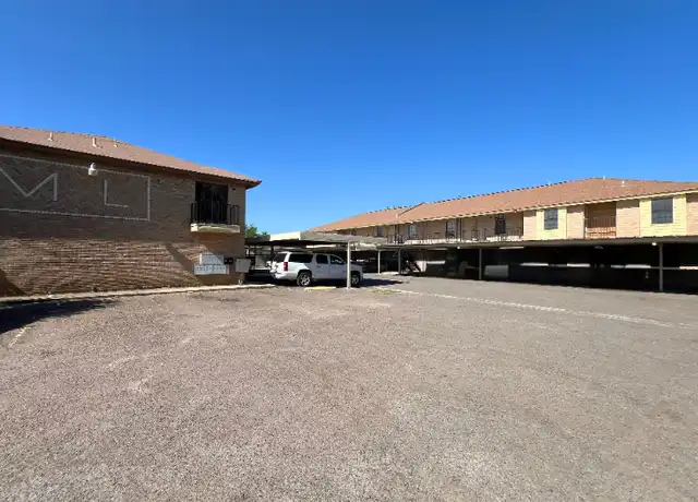 Property at 5120 San Francisco Ave, Laredo, TX, 78041, 2 beds, 1 bath, [object Object]