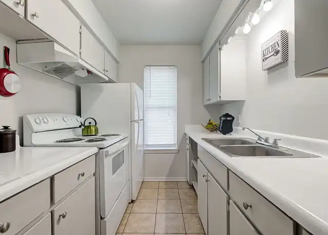 Property at The Shelton Apartments - 7020 E Reno Ave, Oklahoma City, OK, 73110, 1-3 bed, 1-2 bath, Contact for Price