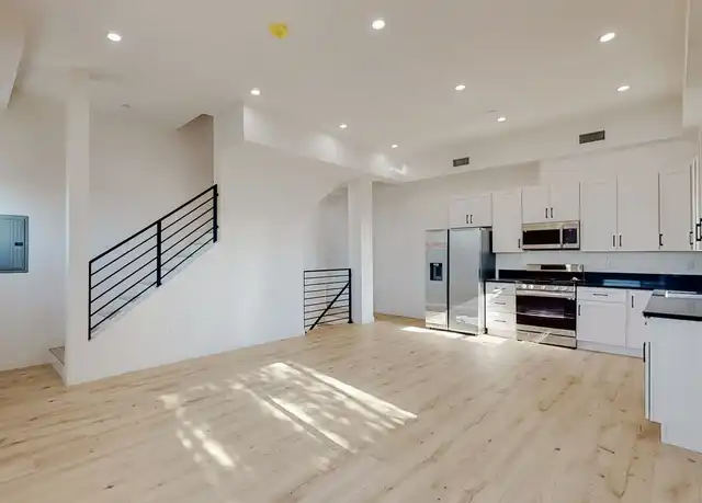 Property at 1509 S Cloverdale Ave Unit 1/2, Los Angeles, CA, 90019, 4 beds, 4 baths, [object Object]