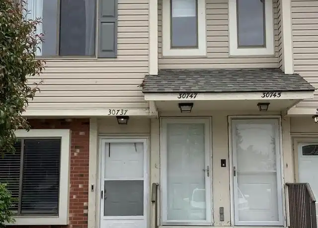 Property at 30747 Hidden Pines Ln, Roseville, MI, 48066, 2 beds, 1 bath, [object Object]