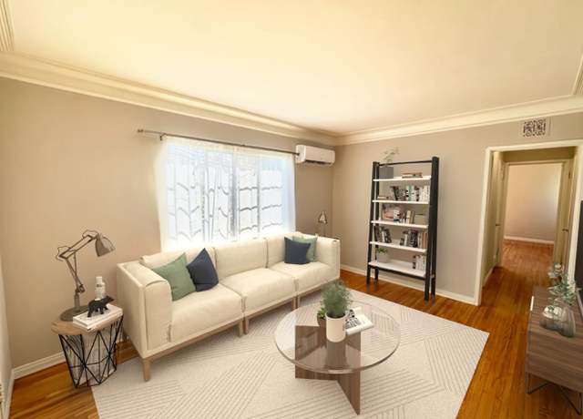 Photo of 2318 Miravista Ave Unit 2318 3/4, Montrose, CA 91020