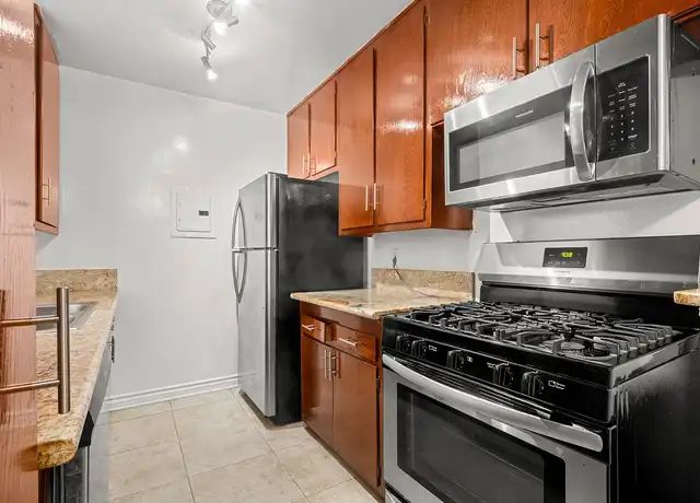 Property at 956 Wilcox Ave, Los Angeles, CA, 90038, 1 bed, 1 bath, [object Object]