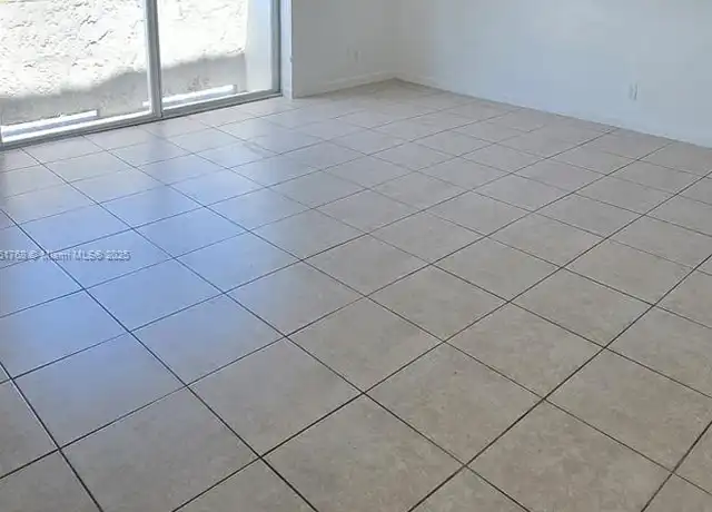 Property at 11110 SW 196th St Unit 405, Cutler Bay, FL, 33157, 2 beds, 1 bath, [object Object]